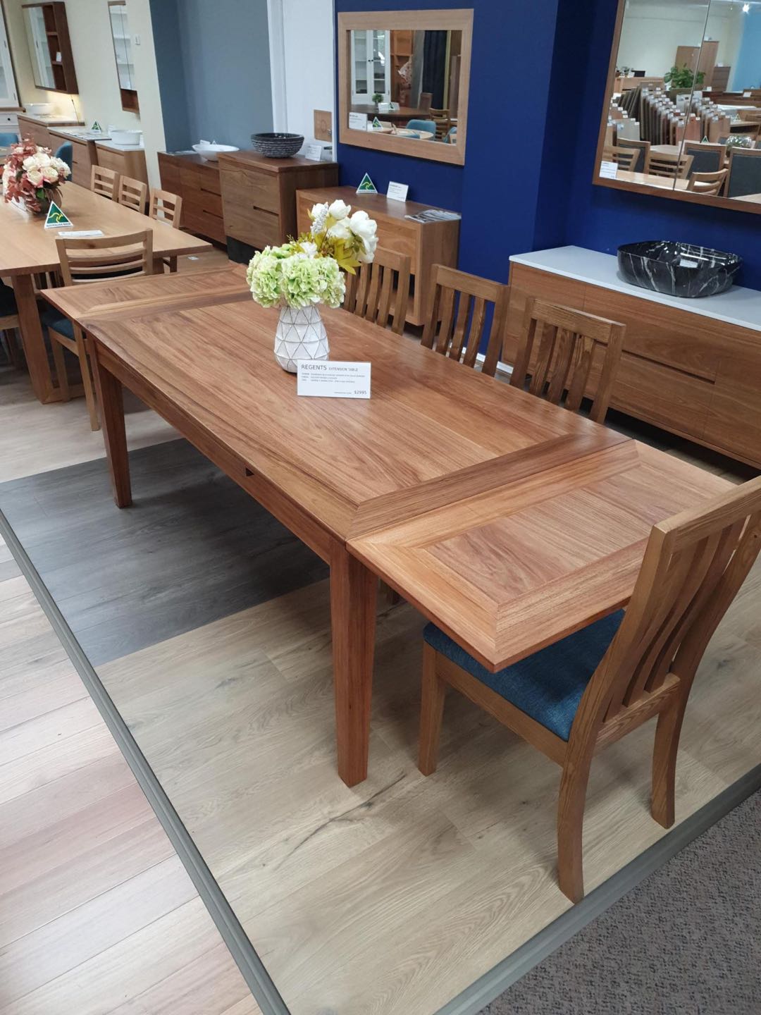 Tasmanian Oak vs Blackwood Dining Tables: Which One Is Better for Your Sydney Home?